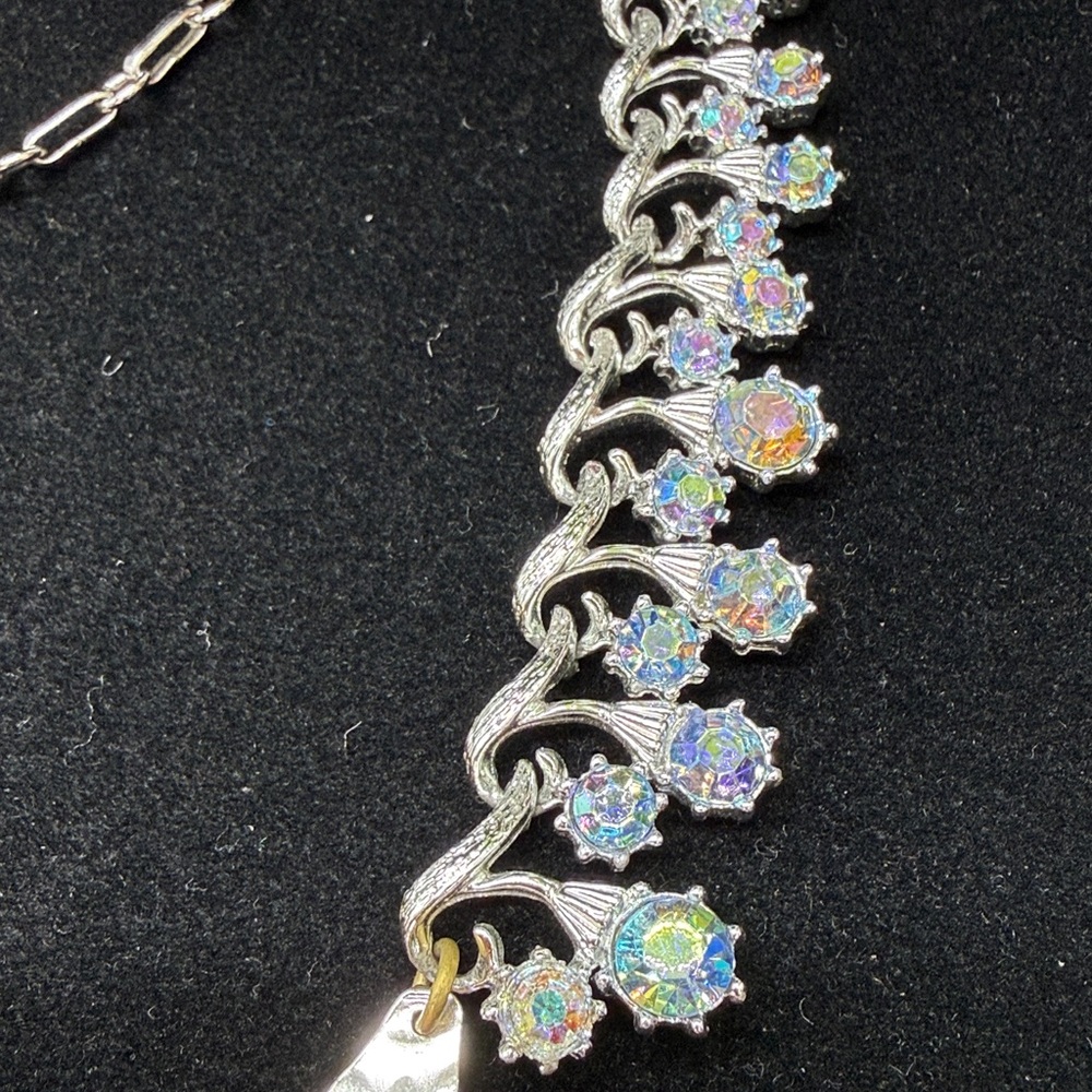 🌟Adorned Crown Jewelry assemblage rhinestone filigree female image bib necklace - Picture 7 of 10